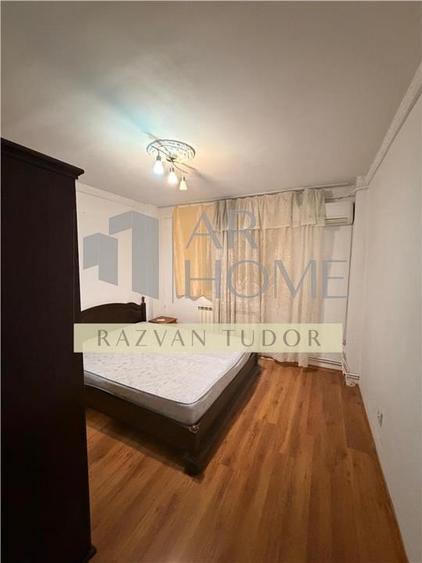 Apartament 3 camere ,centrala proprie,  in Ploiesti ,  P-ta M. Viteazu - 5