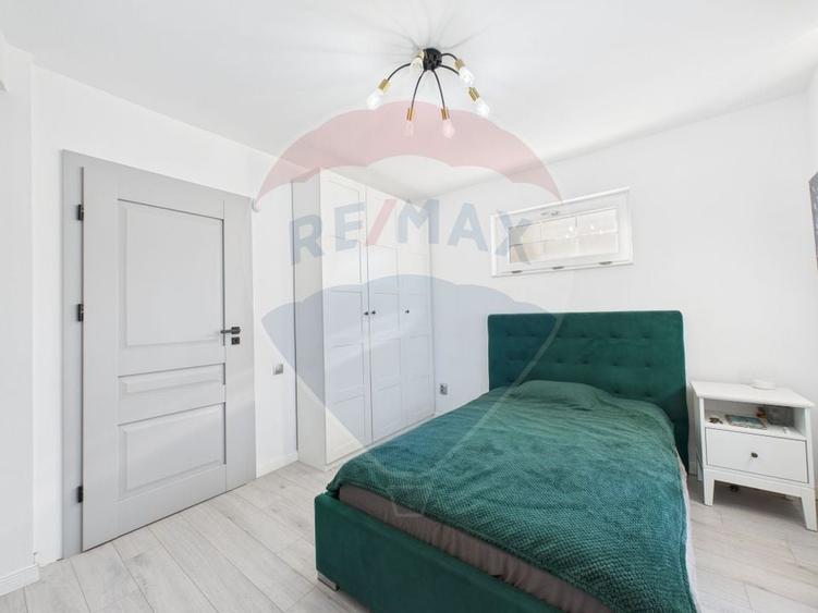 Casă / Vilă de vânzare complex Anl Hanri Coanda în zona Aviatiei - 11