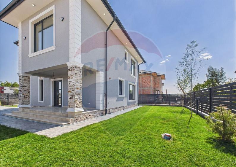 Vila cu 4 camere de vanzare- Darza -Crevedia - 2