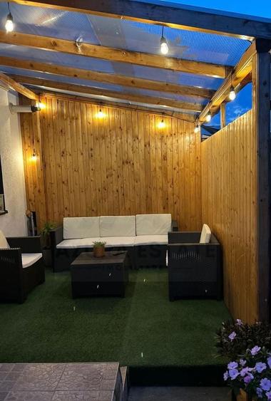 Duplex cu 4 camere cu Canalizare în Exterior Sud