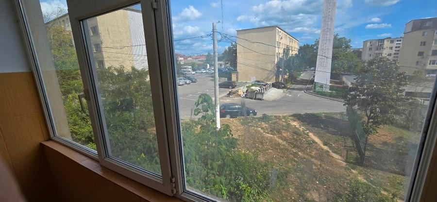 Vânzare apartament 2 camere et2 semidecomandat vis a vis de Carrefour - 5