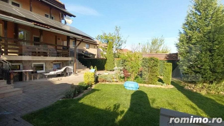 Casa de vanzare, pretabila pentru Pensiune sau regim hotelier - 2