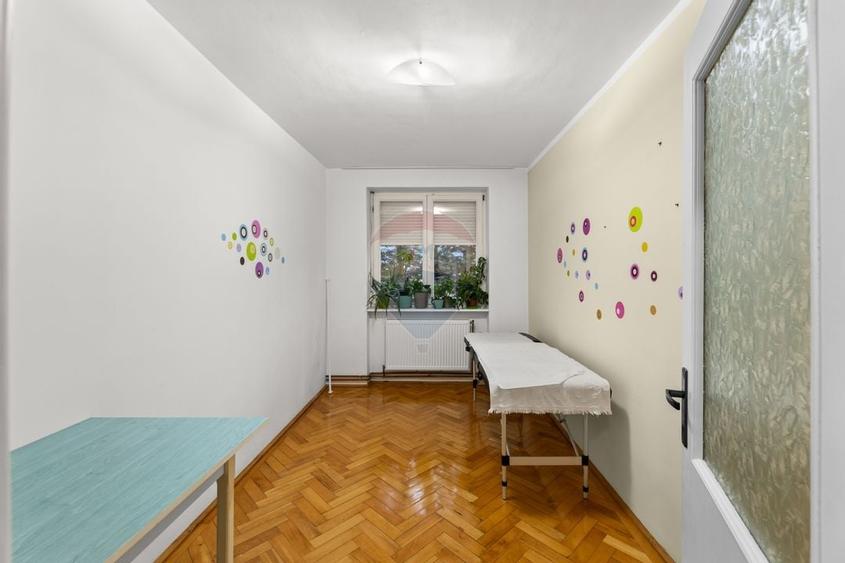 Apartament cu 4 camere de închiriat în zona Banu Maracine - 4