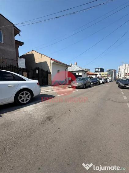 Casă cu 3 camere cu Teren 107 Mp în Delfinariu