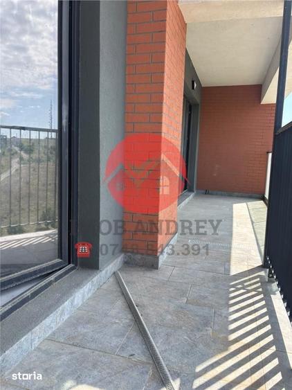 Apartament cu 2 camere decomandat în E3