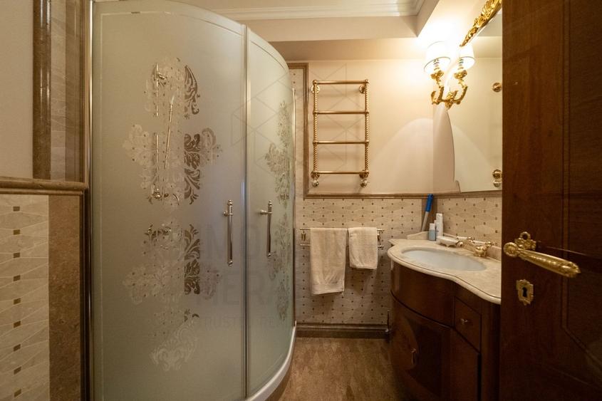 Apartament cu 3 camere decomandat în Herăstrău