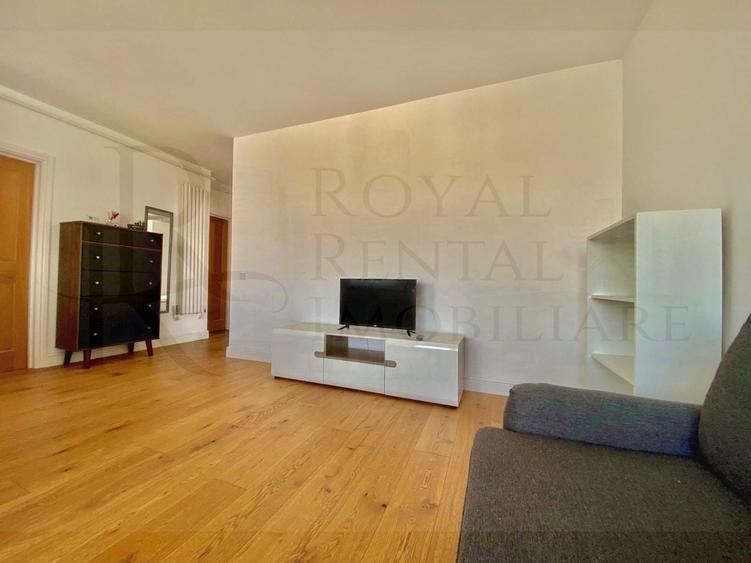 Apartament cu 3 camere, mobilat în Bulgaria