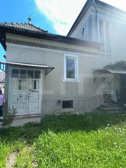 Casă individuală cu 6 camere cu Canalizare în Gherla