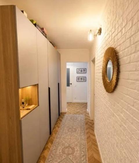 Apartament cu 3 camere decomandat, mobilat în Titan
