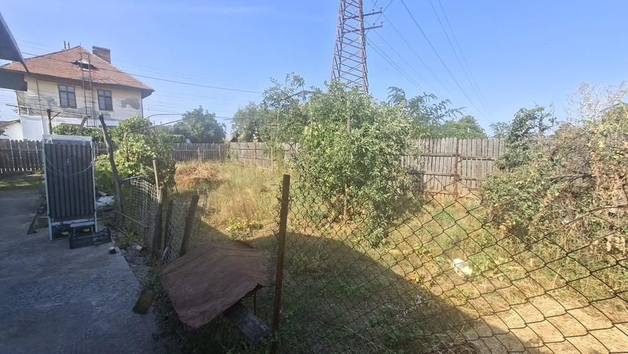 Casă cu 3 camere în Călinești