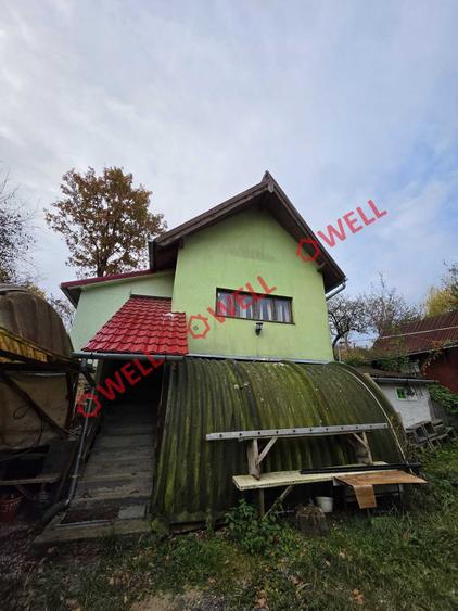 Casă individuală cu 2 camere cu Teren 3460 Mp în Periferie