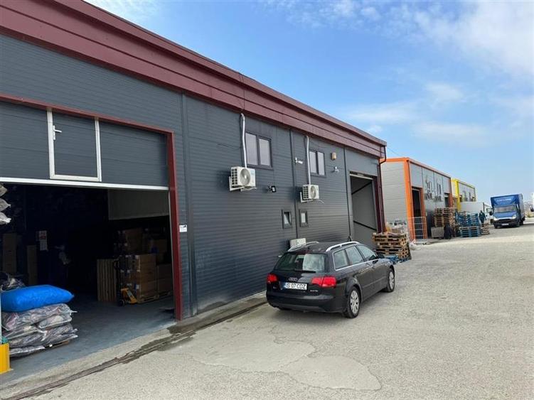 Spațiu industrial, de 300 mp, în Miroslava