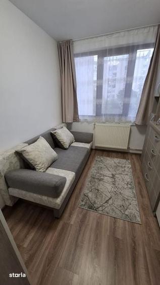 Garsonieră decomandată în Decebal
