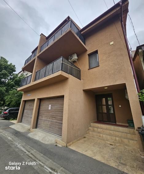 Apartament cu 3 camere în Rogerius