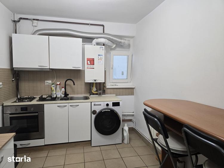 Apartament cu 2 camere semidecomandat în Tineretului