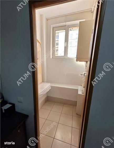 Spatiu comercial 75 mp de inchiriat in zona Vasile Aaron din Sibiu - 1