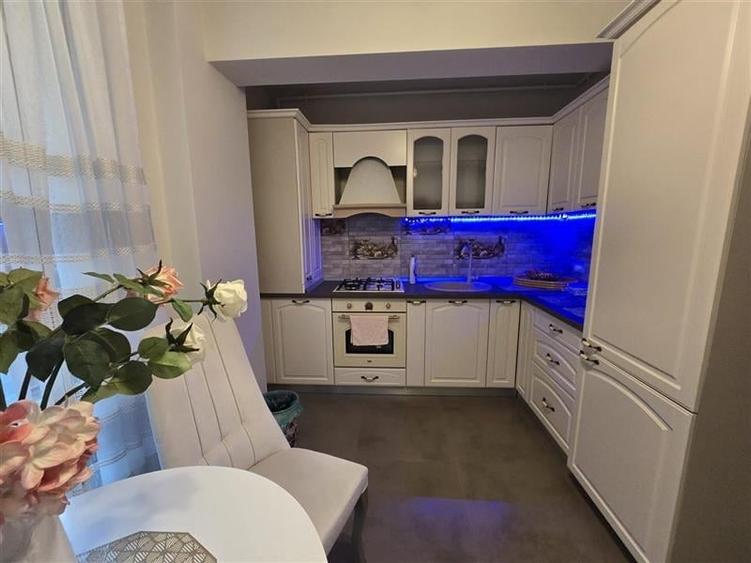 3 CAMERE CU TERASA SECTOR 1 BUCURESTII NOI DAMAROAIA JIULUI - 27