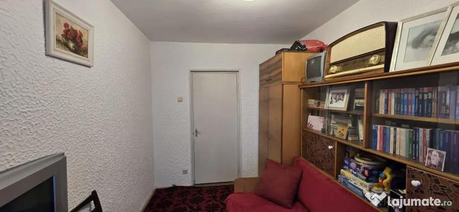 Apartament 4 camere, 83 mp, zona Vest - 11