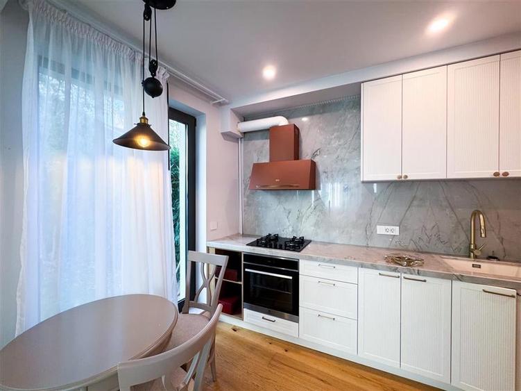 Apartament 3 camere de inchiriat Gradina Icoanei - 12