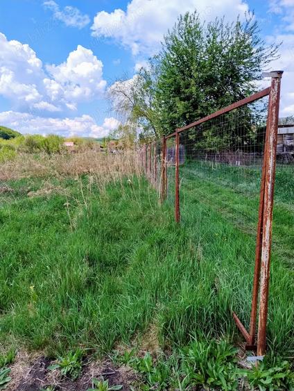 Teren de 900 mp, în Vâlcele