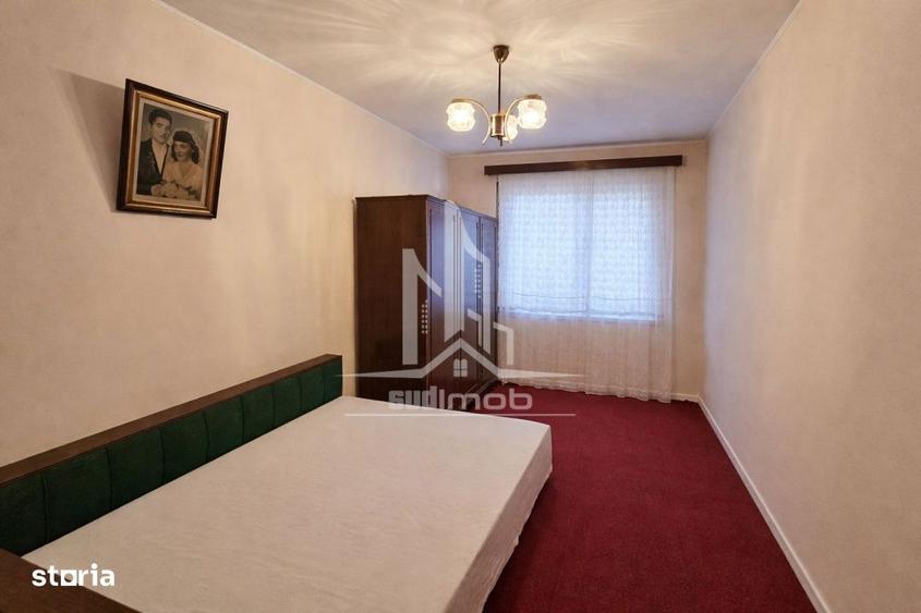 Aleea Imasului Ferentari apartament 4 camere bloc reabilitat. - 2