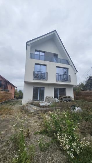 Duplex 6 camere, 150mp utili, 700mp teren, Dambu Rotund - 2
