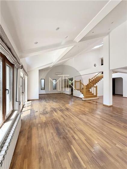 Vila Individuala Spectaculoasa cu Piscina, Erou Iancu Nicolae-Pipera - 6