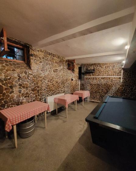 Spatiu Comercial cu 2 camere+beci, teren 400mp - 6