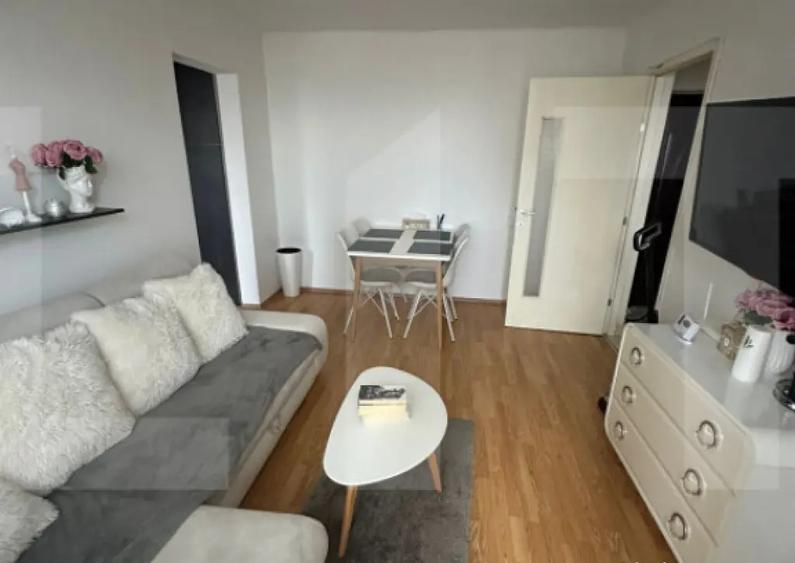 Apartament cu 2 camere semidecomandat în Aurel Vlaicu