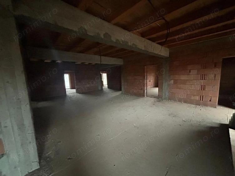 Casa la rosu, 600mp utili, 1150mp teren, Comuna Mihalt - 1