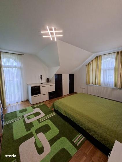Casa Premium de Vanzare, Grosi, 14 Ari Curte Amenajata - 2