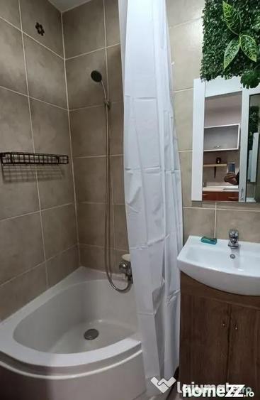 De vanzare garsoniera micro 40, et. 3/3, 27.000 euro - 2