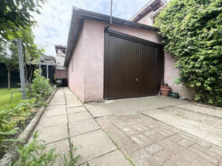 Casa Individuala, 63mp utili, teren 325mp, 3 camere, garaj -  Mehala - 12