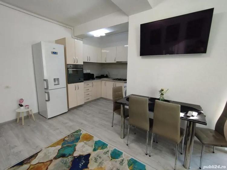 proprietar vand apartament Mamaia,pe partea cu marea. - 3