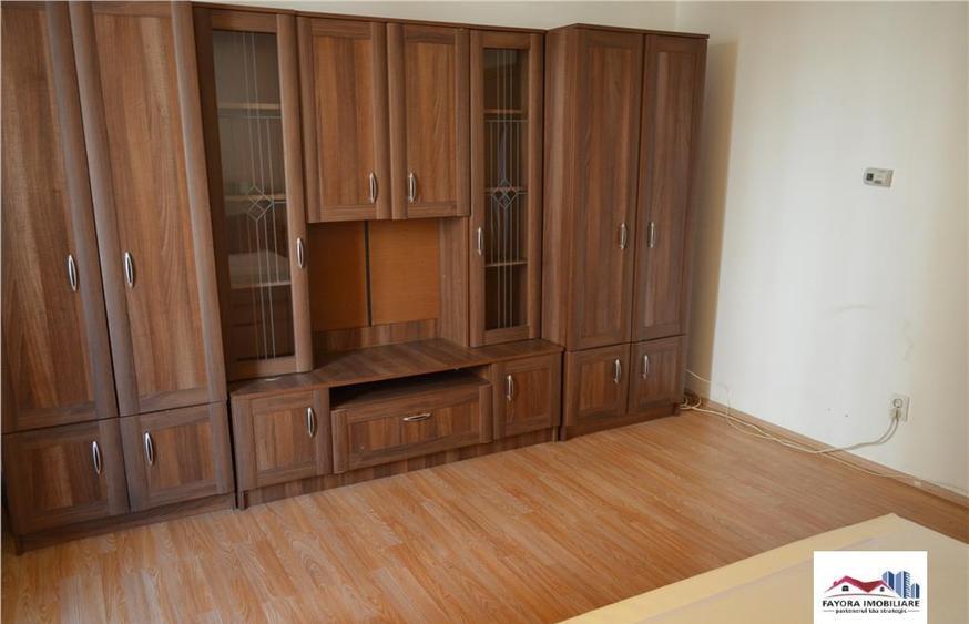 Apartament 1 Camera Mobilat si Utilat de Zona Dambu Pietros - 1