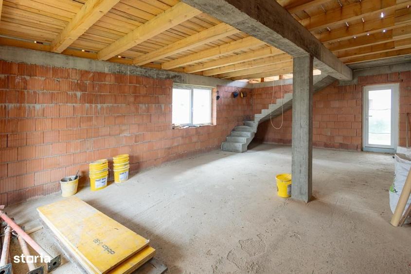 Casă cu 3 camere în Cihei