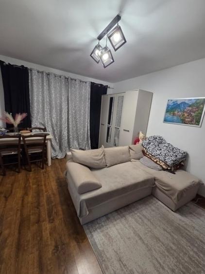 Etaj 3 - Alexandru - Zimbru - 2 camere - mobilat + utilat - 9