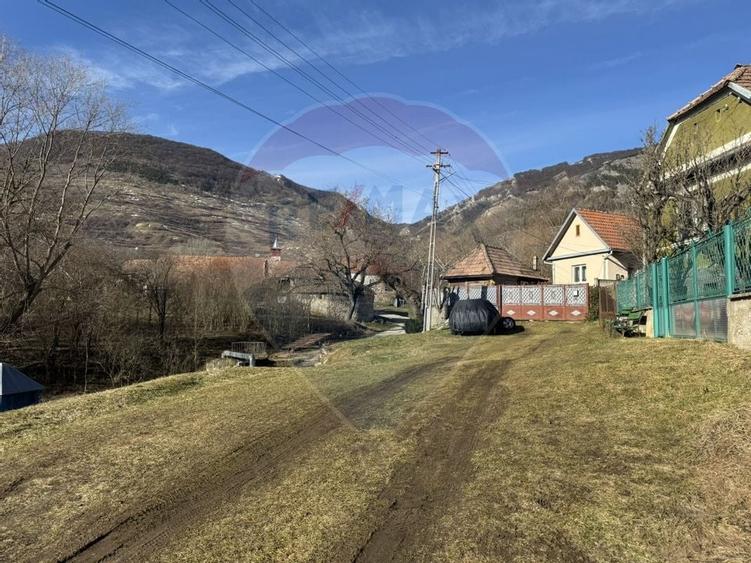 Casă din piatră la poalele Bedeleului – Izvoarele, Alba - 6