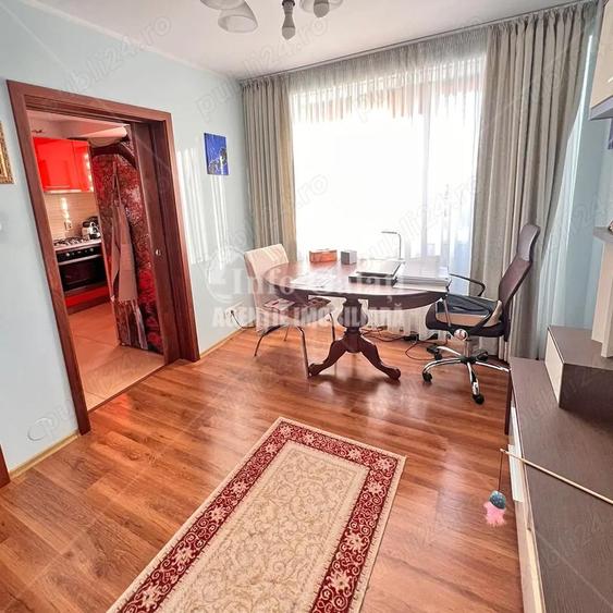 | Apartament cu 3 camere | Zona: General | Mobilat&Utilat | Bloc-2012 | - 1