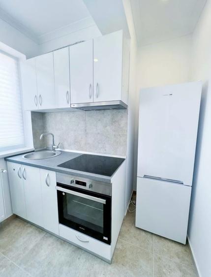 Garsoniera de inchiriat Militari Residence - 6