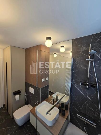Apartament cu 3 camere semidecomandat, mobilat în Circumvalațiunii