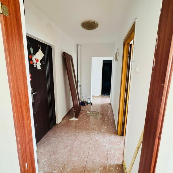 Apartament cu 2 camere, vedere largă și locație de excepție în zona Favorit, Dru - 6