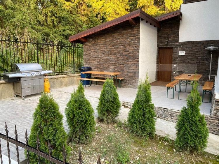 Vila de 12 camere, util 600 mp, teren 1600 mp. in Predeal - 17