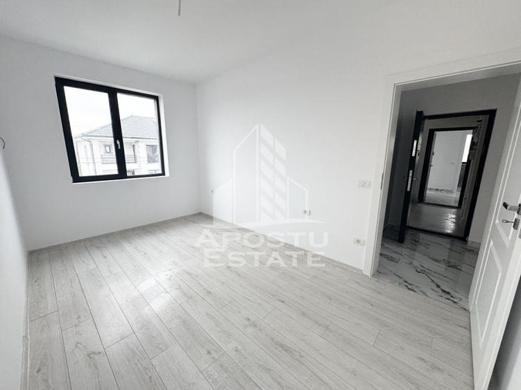 Apartament cu 1 camera bucatarie separata, disponibil imediat zona ESO - 7