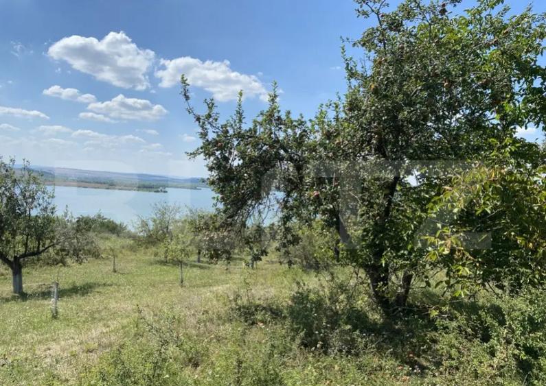 Teren extravilan in apropierea lacului Varsolt in suparfata - 1