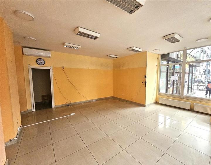 Spatiu comercial stradal, 51 mp, Galata - 3