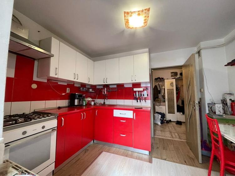 Apartament de vanzare, 3 camere, Etajul 1, zona Canta - Profi, Iasi - 2