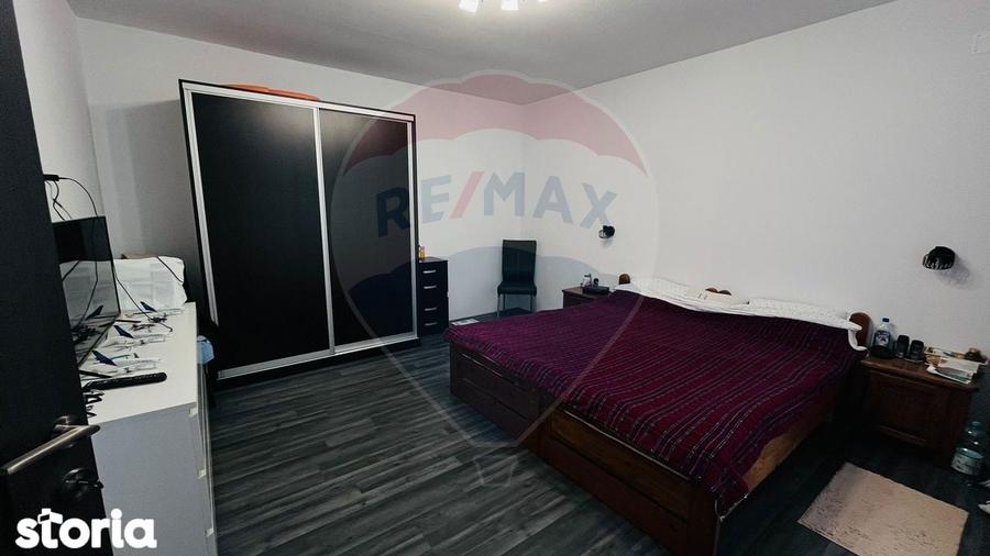 Casa / Vila cu 4 camere de vanzare - 14