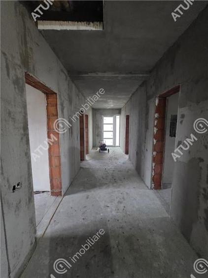 Casa individuala cu 4 camere si curte libera de 340 mp in Cisnadie - 6