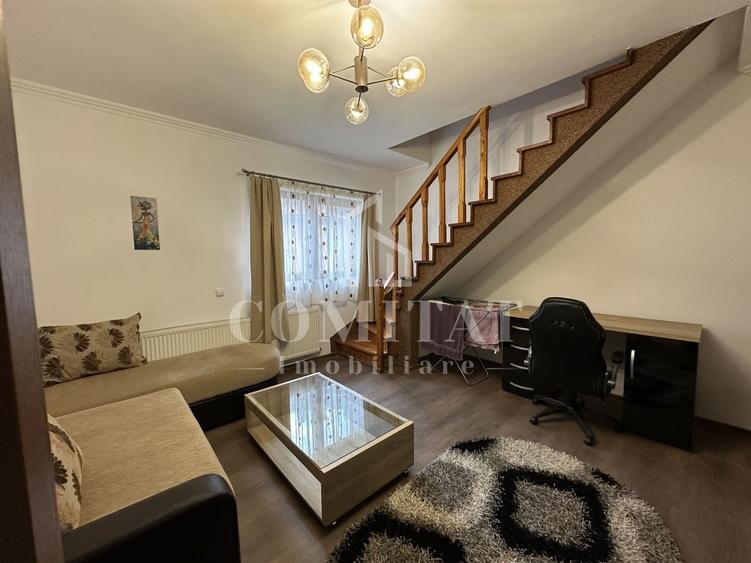 Casa cu 2 apartamente | Ultracentral | Zona Palatul Urania - 1